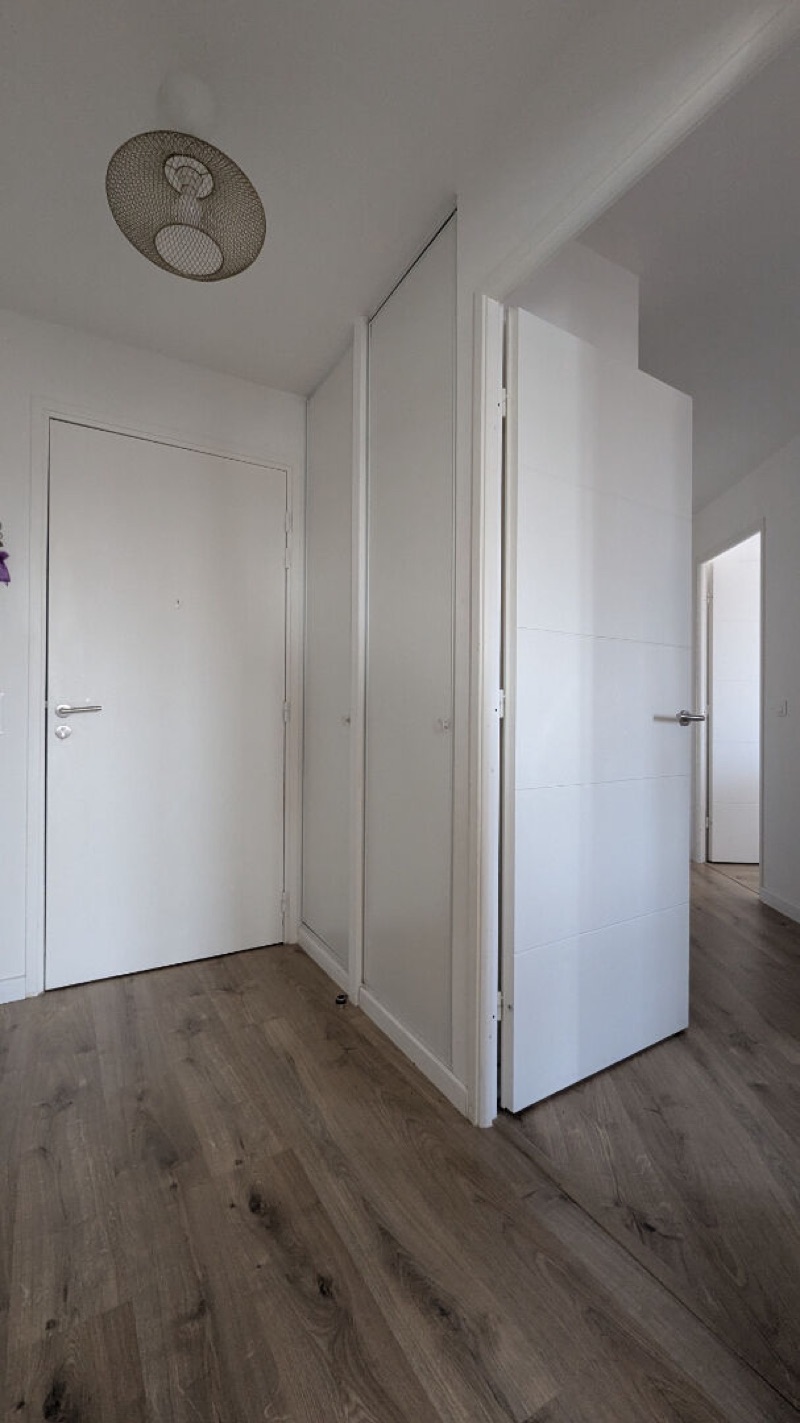 Appartement 4 pièces à Saint-Denis, photo 2