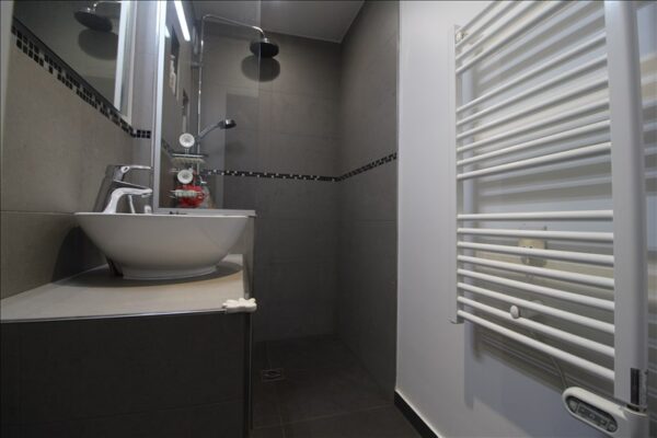 <span class="sdi_exclu"></span>VENDU !<div class="sdi_vendu"></div>  APPARTEMENT DUPLEX ST DENIS - 4 pièce(s) - 79 m2 – Image 8