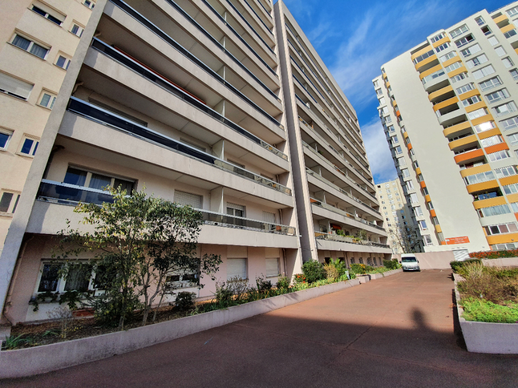 <span class="sdi_exclu"></span>VENDU !<div class="sdi_vendu"></div> Appartement Saint Denis 1 pièce(s) 30 m2 – Image 9
