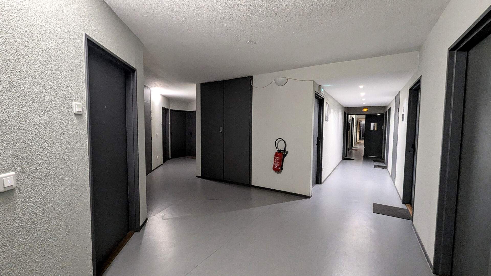 <span class="sdi_exclu"></span> Appartement Saint Denis 1 pièce(s) 18.06 m2 - Image 9